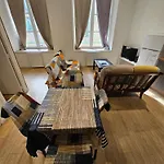 Chez Particulier A 15 Min A Pieds De La Gare De Privat bolig *
