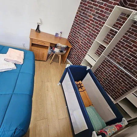 Chez Particulier A 15 Min A Pieds De La Gare De *