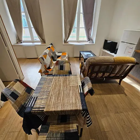 Chez Particulier A 15 Min A Pieds De La Gare De Проживание в семье *